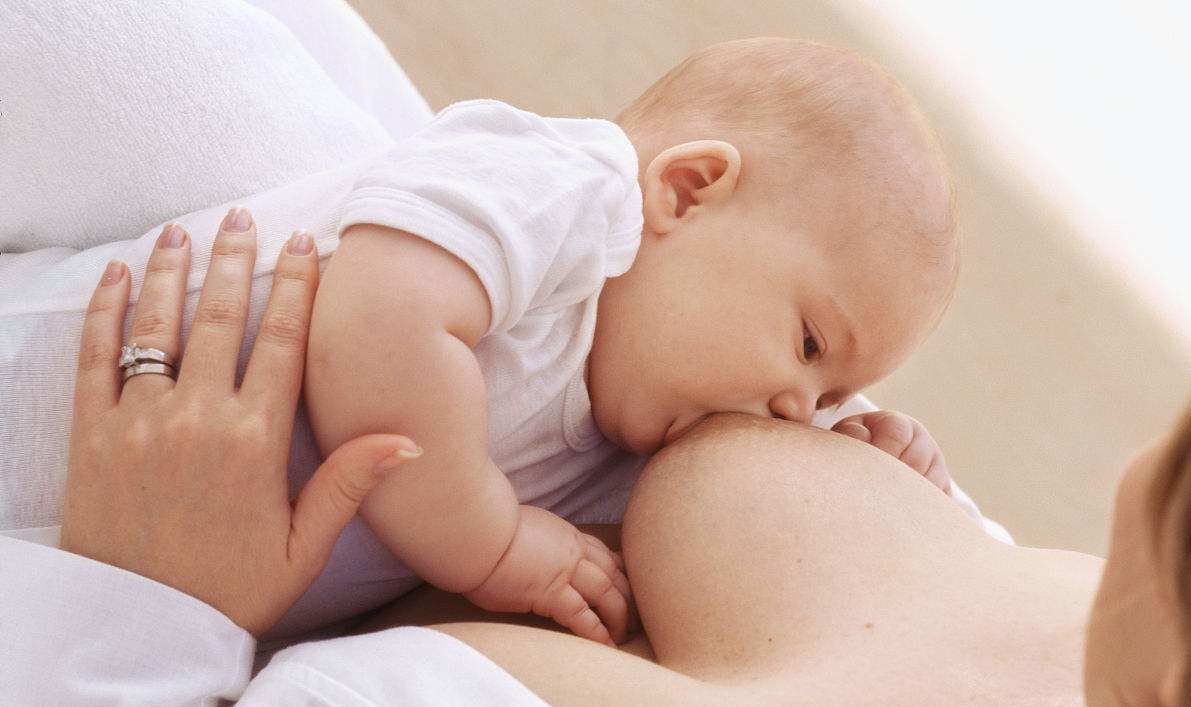 草莓视频ABB黄片之乳汁喂養的對寶寶和媽媽都有好處